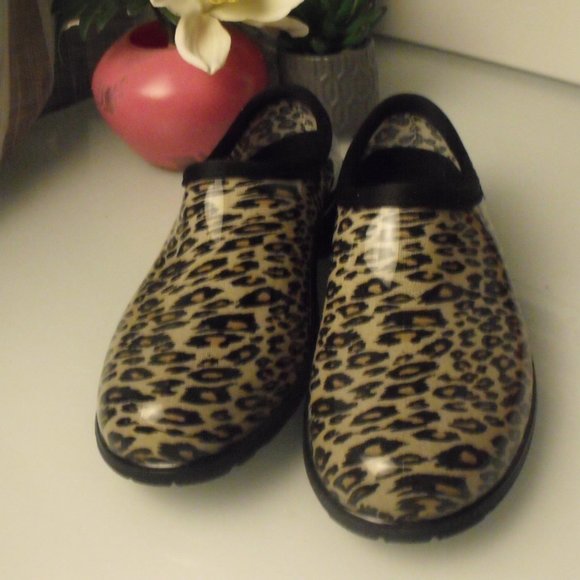 NWOT  Asverd Garden shoes - Picture 3 of 4